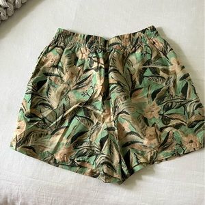 & Other Stories High Waisted Tropical Print Shorts